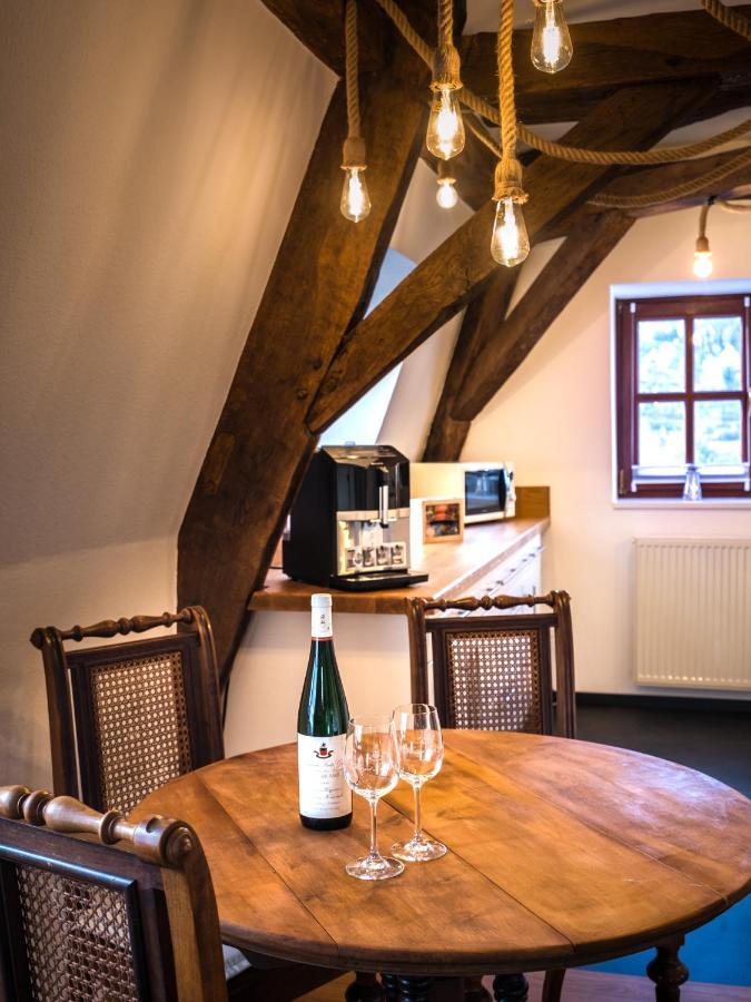 Rissbacher Hof Mansarde Anno 1737 트라벤트라바흐 외부 사진